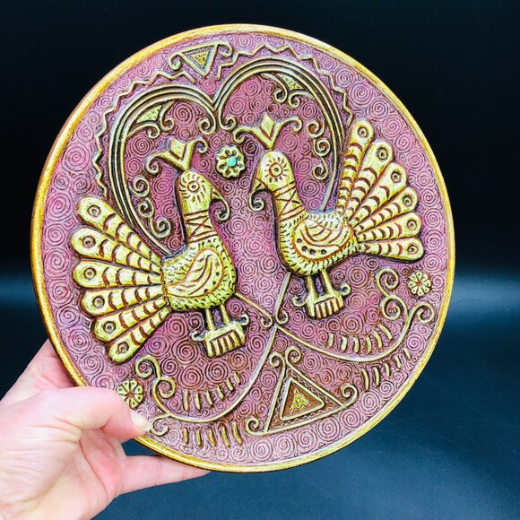 Vintage LODDO DORGALI Chartreuse Peacock Couple Pottery Wall Hanging - Picture 2 of 10